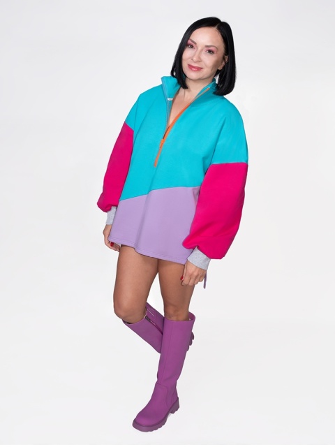 BLUZA KOLOROWA ZE STÓJKĄ D