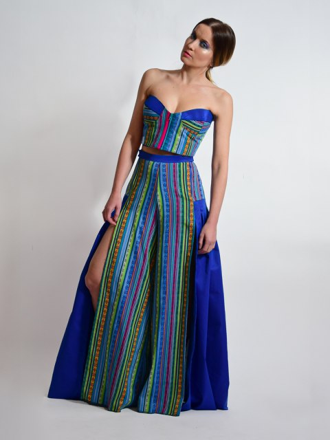 PLISOWANE SPODNIE Z KOLOROWYM TOPEM