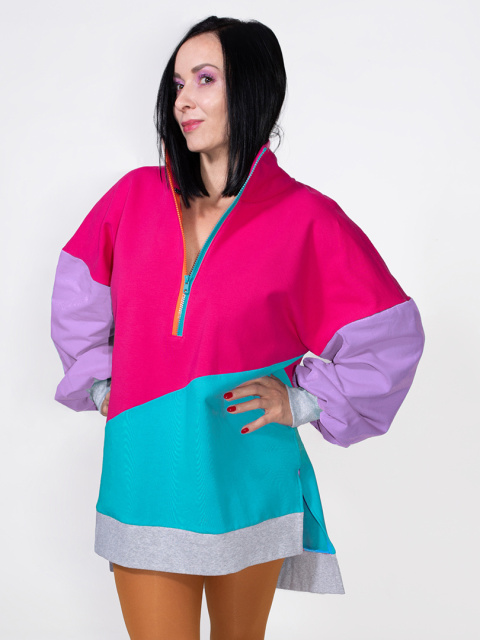 BLUZA KOLOROWA ZE STÓJKĄ I ŚCIĄGACZEM F